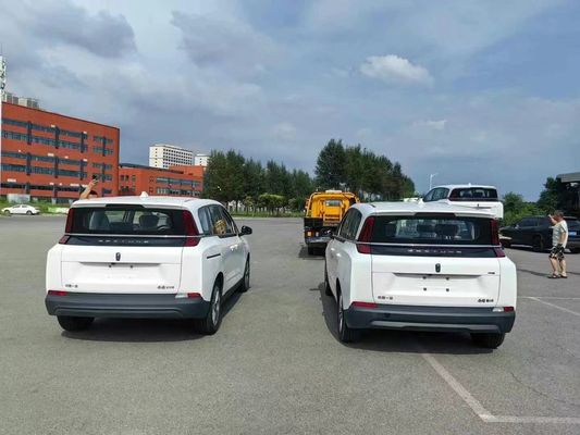 2023 Voiture FAW Pentium Nat Blanc Véhicule polyvalent essence ou électrique
