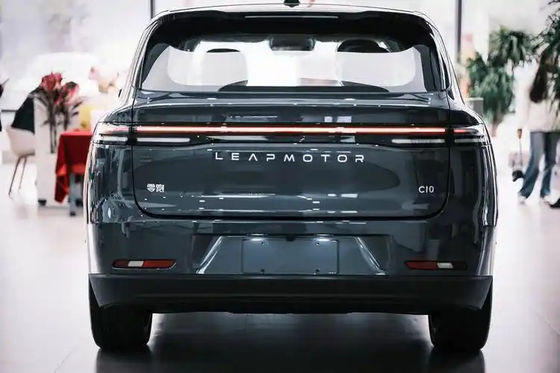 SUV de famille électrique.