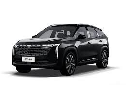 Le Geely Atlas est un SUV de luxe avec sièges en cuir.