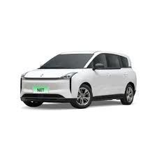 Couleur blanche 2023 FAW Pentium Nat Voiture nouvelle énergie Véhicule électrique MPV